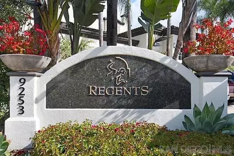 9263 Regents Rd #B204, La Jolla, CA 92037