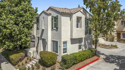 1002 Teatro Cir, El Cajon, CA 92021