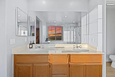 Bath - 1945 Boulders Ln, Alpine, CA 91901 photo 3 of 5
