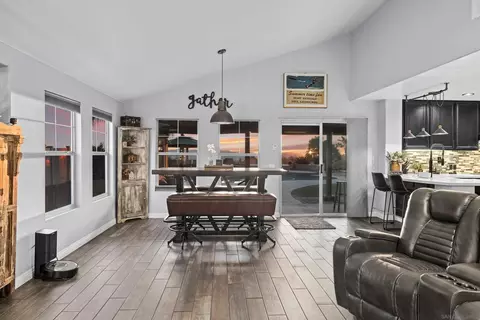 Dining - 1945 Boulders Ln, Alpine, CA 91901 photo 2 of 3