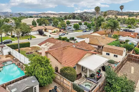 View/Area - 13250 Evanston Dr, Poway, CA 92064 photo 3 of 12