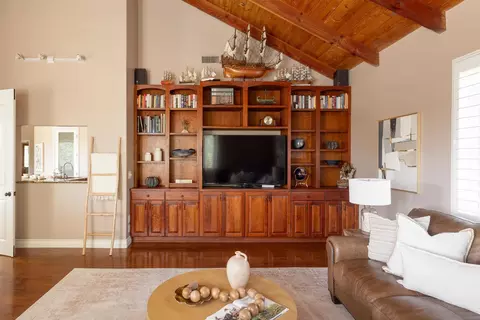 Living - 15275 Eastvale Rd, Poway, CA 92064 photo 4 of 4
