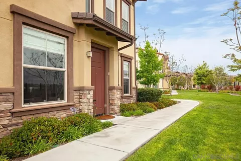 6635 Canopy Rdg #25, San Diego, CA 92121