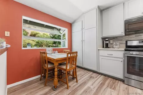 Dining - 10565 Strathmore Dr, Santee, CA 92071 photo 2 of 6