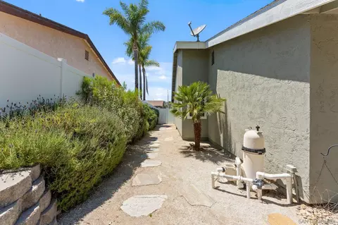 Exterior - 10565 Strathmore Dr, Santee, CA 92071 photo 6 of 13