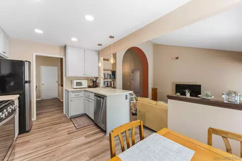 Kitchen - 10565 Strathmore Dr, Santee, CA 92071 photo 5 of 6