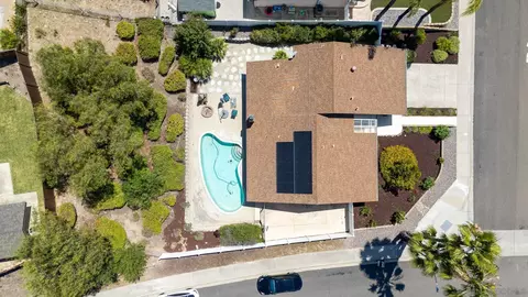 10565 Strathmore Dr, Santee, CA 92071
