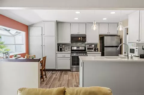 Kitchen - 10565 Strathmore Dr, Santee, CA 92071 photo 1 of 6