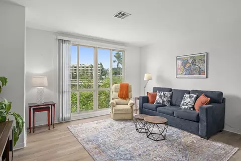1501 Front St #414, San Diego, CA 92101