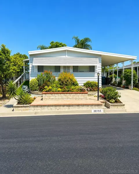 38155 Via Taffia, Murrieta, CA 92563