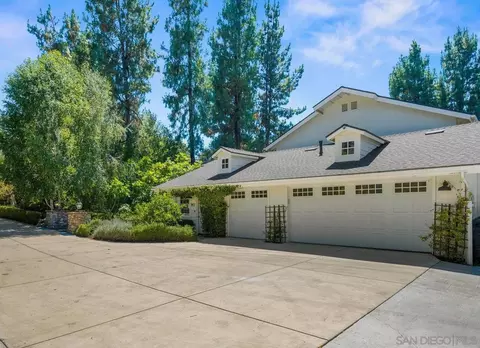 3412 Buena Creek Rd, Vista, CA 92084