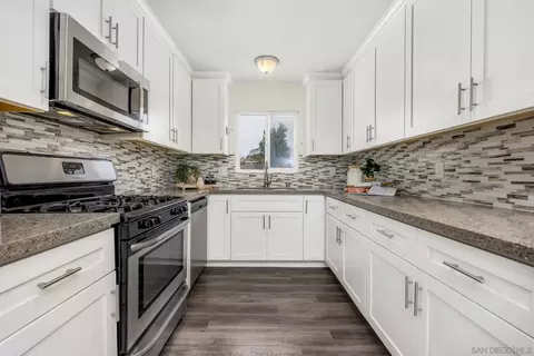 Kitchen - 9475 Mast Blvd, Santee, CA 92071 photo 1 of 4