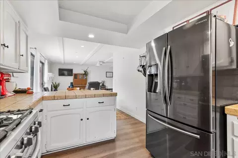 Kitchen - 10844 Challenge Blvd, La Mesa, CA 91941 photo 4 of 5