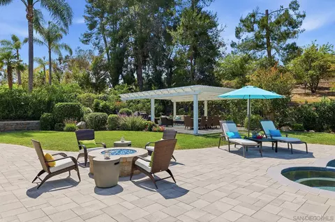 Exterior - 13150 Avenida La Valencia, Poway, CA 92064 photo 18 of 21