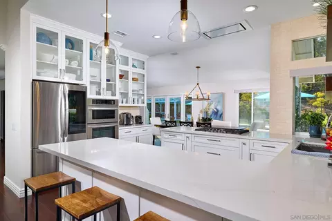 Kitchen - 13150 Avenida La Valencia, Poway, CA 92064 photo 3 of 3