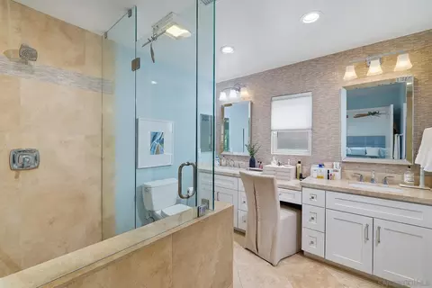 Bath - 13150 Avenida La Valencia, Poway, CA 92064 photo 1 of 4