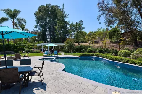 Exterior - 13150 Avenida La Valencia, Poway, CA 92064 photo 12 of 21