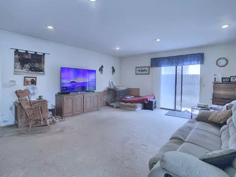 Living - 9622 Lakeview, Lakeside, CA 92040 photo 4 of 6