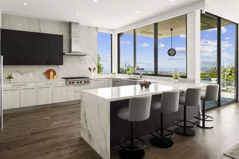 Kitchen - 5594 Soledad Rd, La Jolla, CA 92037 photo 1 of 3