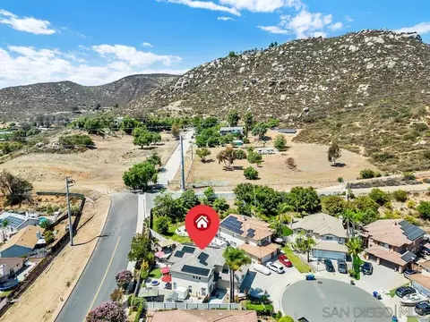 View/Area - 10836 Stoney Creek Ct, Santee, CA 92071 photo 3 of 5