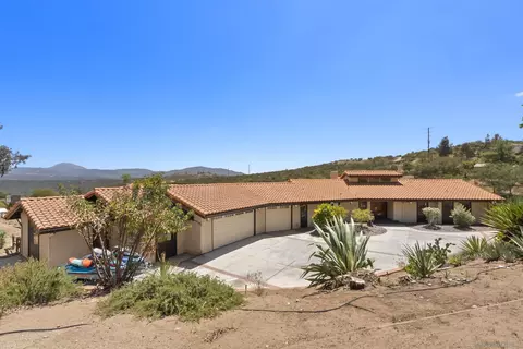 Exterior - 1106 Alpine Oaks Dr, Alpine, CA 91901 photo 3 of 21