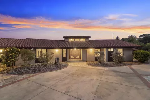 Exterior - 1106 Alpine Oaks Dr, Alpine, CA 91901 photo 2 of 21
