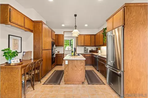 Kitchen - 1421 Blue Lilac, Alpine, CA 91901 photo 1 of 5