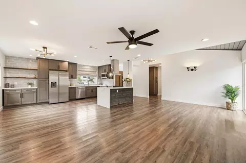 Living - 14345 Erin, Poway, CA 92064 photo 2 of 3
