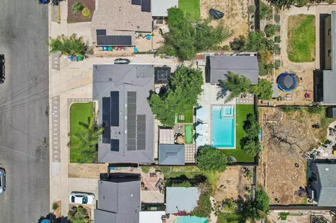 View/Area - 9239 Bellagio Rd, Santee, CA 92071 photo 2 of 9