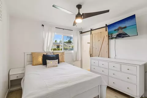 Bedroom - 9239 Bellagio Rd, Santee, CA 92071 photo 3 of 9