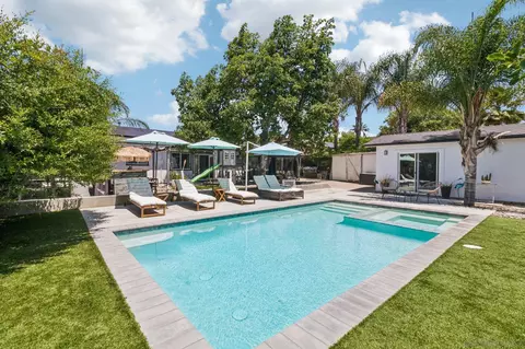 9239 Bellagio Rd, Santee, CA 92071