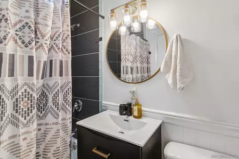 Bath - 9239 Bellagio Rd, Santee, CA 92071 photo 1 of 2