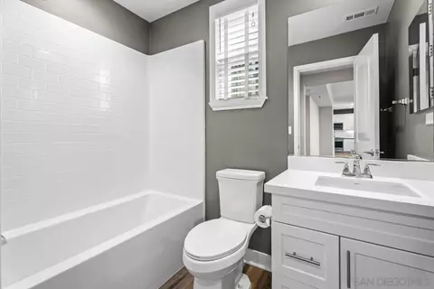 Bath - 4326 Star Path Way #1, Oceanside, CA 92056 photo 2 of 6