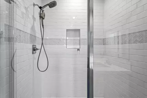 Bath - 4326 Star Path Way #1, Oceanside, CA 92056 photo 6 of 6