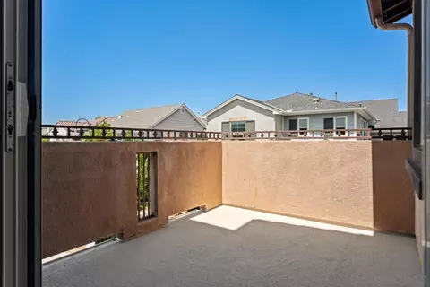 Exterior - 4326 Star Path Way #1, Oceanside, CA 92056 photo 4 of 10