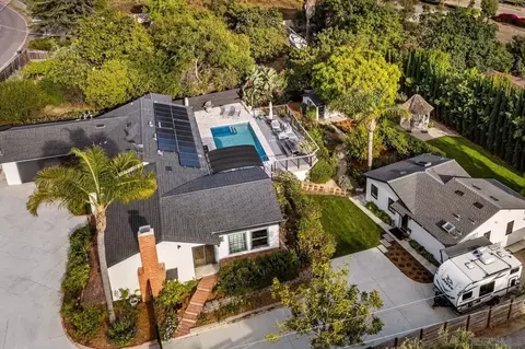 View/Area - 2335 Ivy Rd, Oceanside, CA 92054 photo 3 of 5