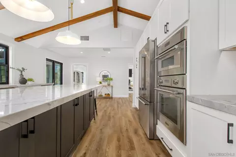 Kitchen - 2335 Ivy Rd, Oceanside, CA 92054 photo 5 of 7