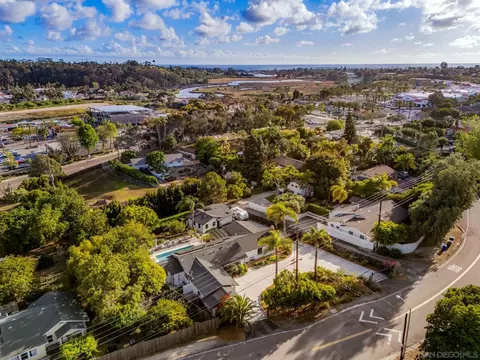 View/Area - 2335 Ivy Rd, Oceanside, CA 92054 photo 4 of 5