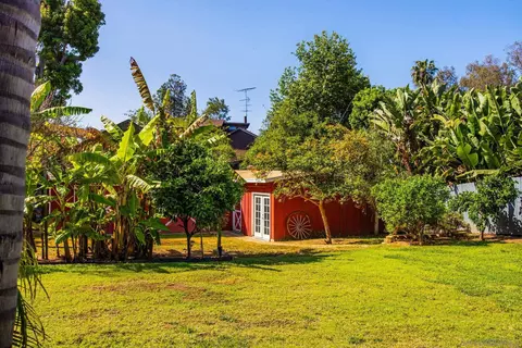 Exterior - 661 Union, Encinitas, CA 92024 photo 6 of 26