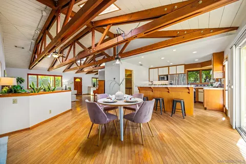 Dining - 661 Union, Encinitas, CA 92024 photo 1 of 4