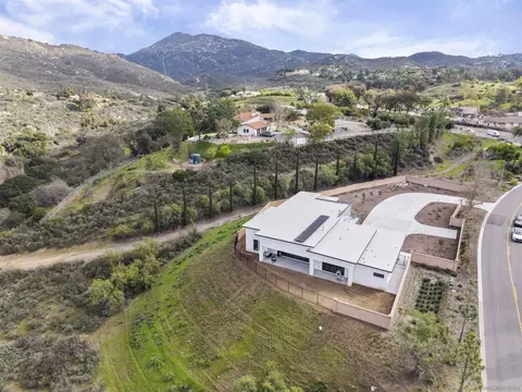 View/Area - 16925 Old Coach Rd, Poway, CA 92064 photo 5 of 6