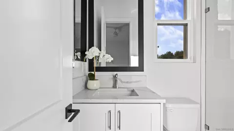 Bath - 16925 Old Coach Rd, Poway, CA 92064 photo 7 of 8