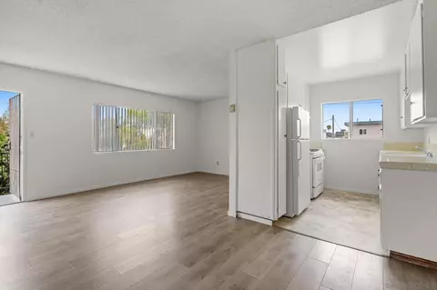 Living - 1041 Calla Ave, Imperial Beach, CA 91932 photo 4 of 4