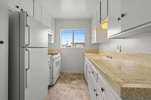 Kitchen - 1041 Calla Ave, Imperial Beach, CA 91932 photo 2 of 2