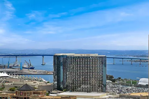 700 W E St #2905, San Diego, CA 92101