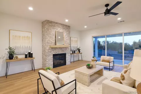 Living - 39191 Corte Venture, Temecula, CA 92592 photo 4 of 6