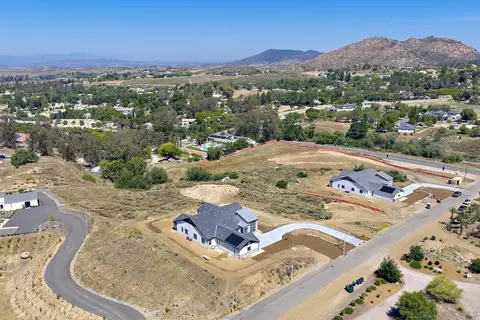 View/Area - 39191 Corte Venture, Temecula, CA 92592 photo 3 of 11