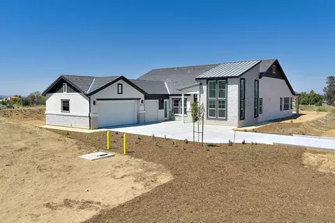 Exterior - 39191 Corte Venture, Temecula, CA 92592 photo 2 of 3