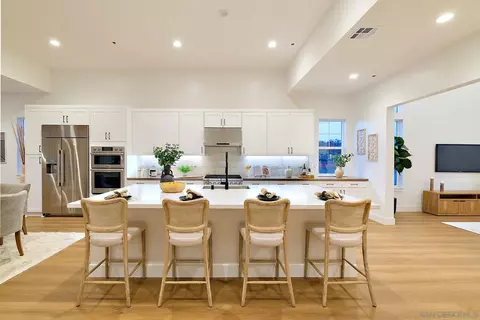 Kitchen - 39191 Corte Venture, Temecula, CA 92592 photo 2 of 4