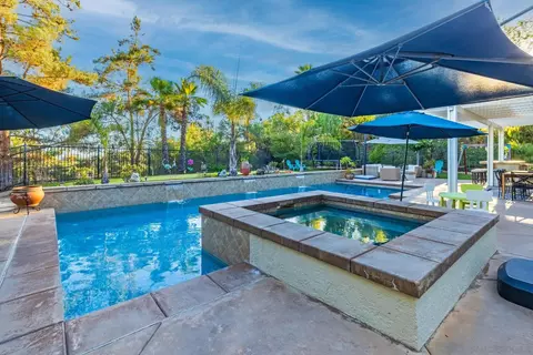 Exterior - 2124 Pamplona Ct, Escondido, CA 92025 photo 7 of 12